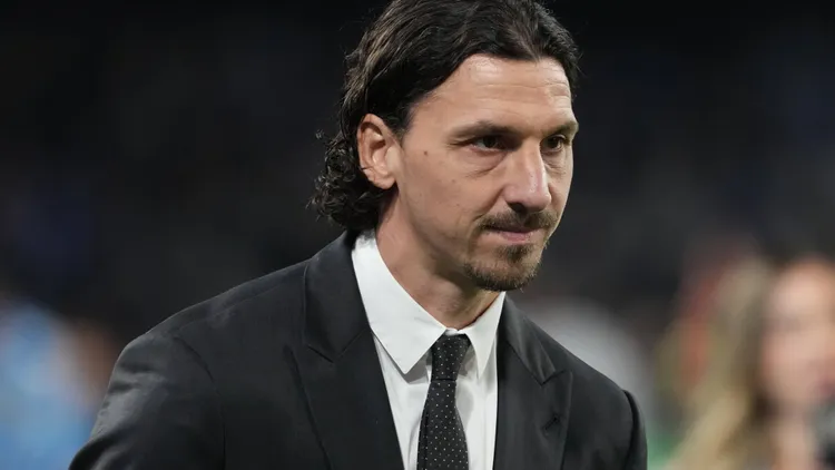 /images/z/l/a/zlatan-ibrahimovic-ac-milan-attends-before-the-serie-a-match-between-ssc-napoli-and-ac-milan-at-stadio-diego-armando-maradona-naples-italy-on-30-march-2025-naples-stadio-diego-armando-maradona-naples-italy-copyright-xfrancoxromanox-sp24-1161-013jpg_1759179027698.jpg